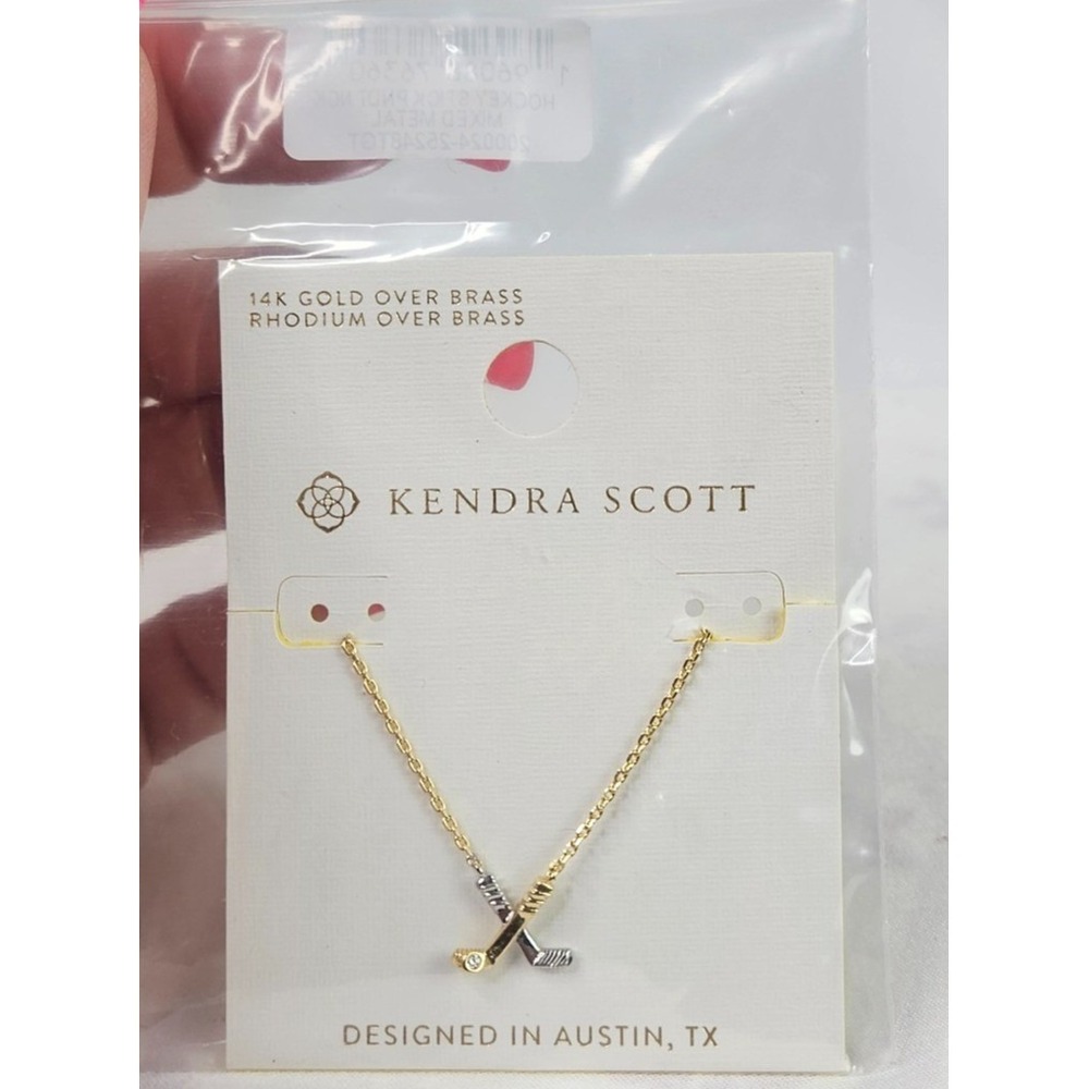 NWT's Sporty Kendra Scott Hockey Stick Pendant Necklace 14K Gold Over Brass Chic